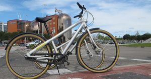 Liberty-Seguros-en-bici-al-trabajo